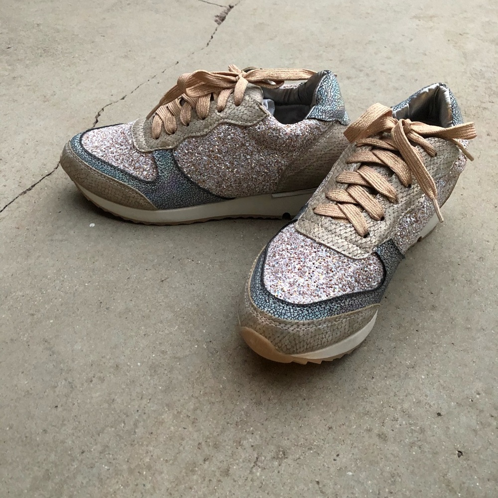 Glittery sneakers